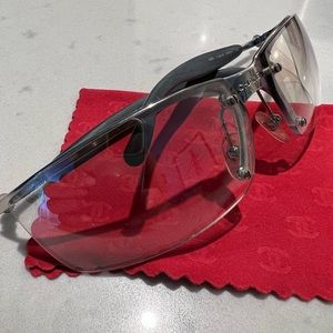 CHANEL - Authentic vintage sunglasses